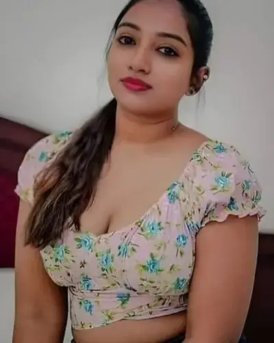 Call Girls Service in Saraikela